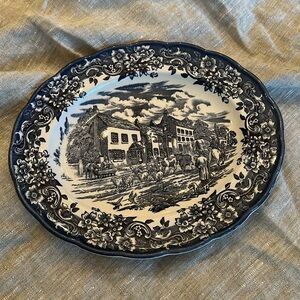 Ravensdale Pottery Ltd. chinoiserie platter
Blue and white transfer ware